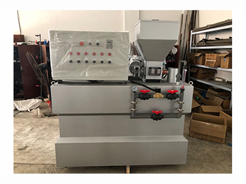 全自动加药装置.jpg 全自动加药装置.jpg